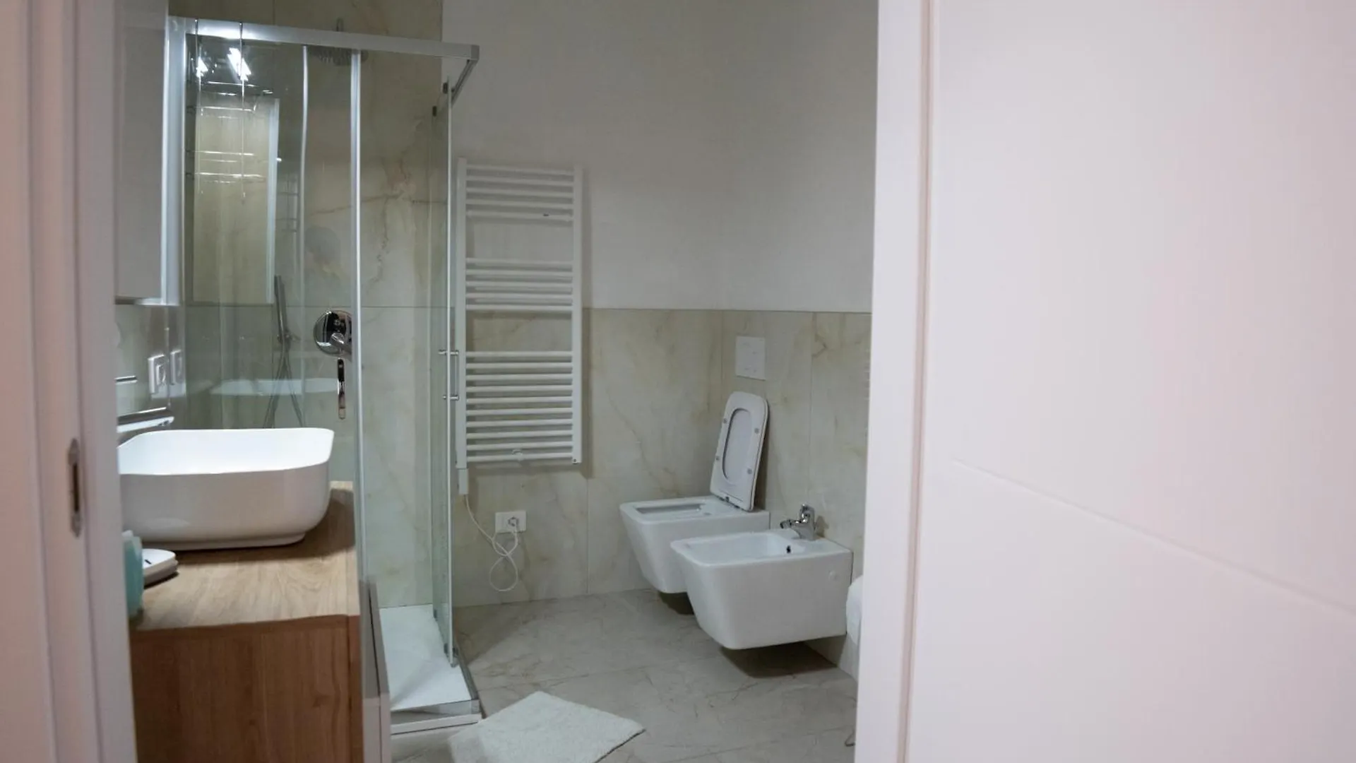 Gasthof Casa Vacanze Aria Leggiuno