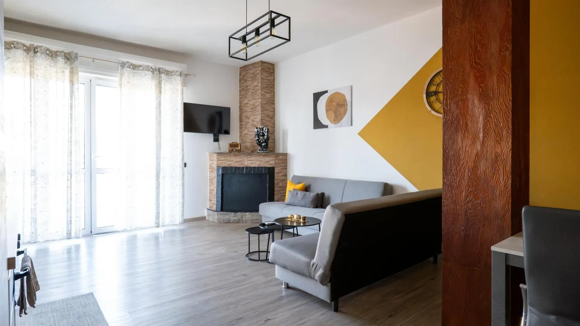 Casa Vacanze Aria Leggiuno